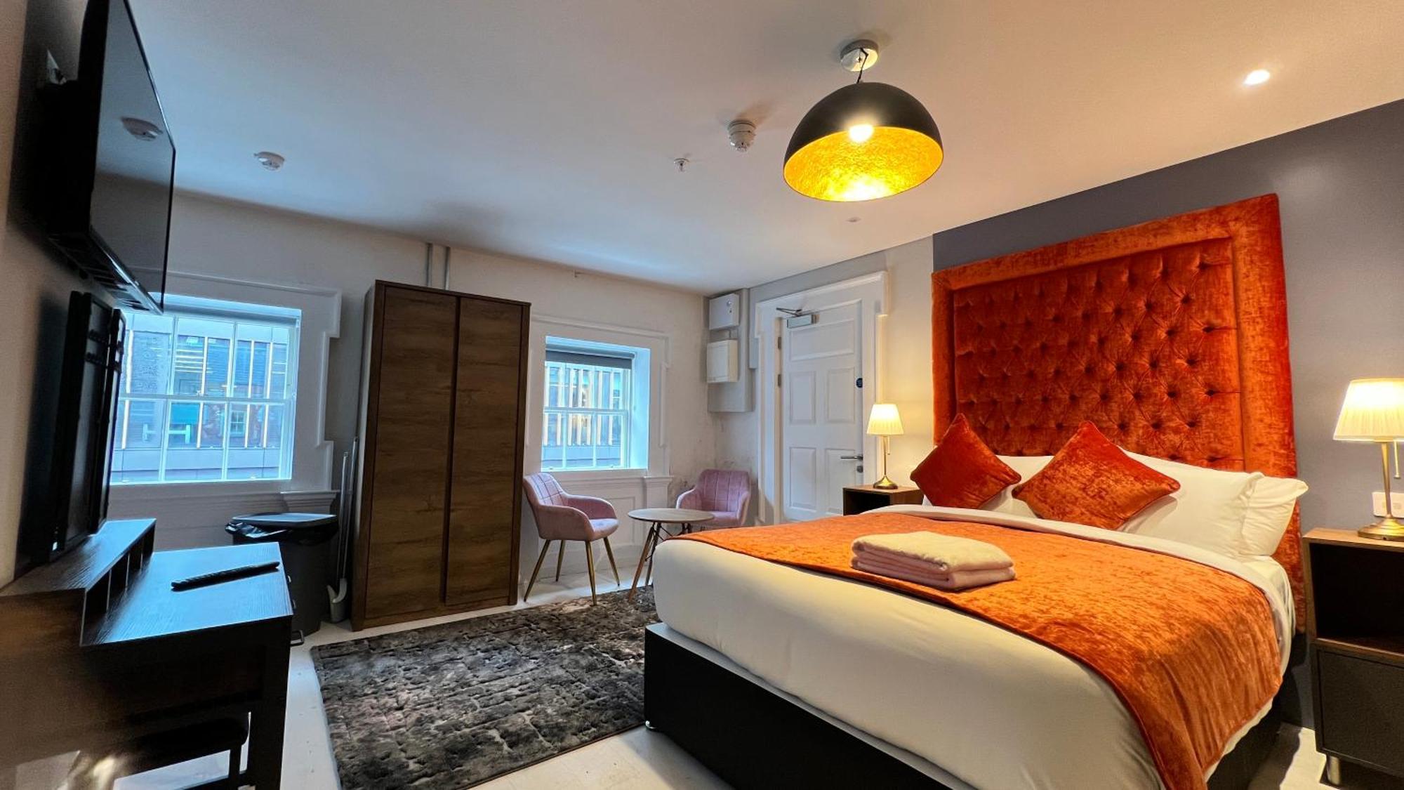 Merrion Square Studios — Photos 1